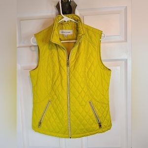 Black Rivet Woman's Sleeveless Vest,  Size: Medium Color: Yellow